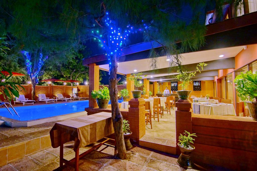 Hotel Yadanarbon Bagan New Bagan Екстер'єр фото